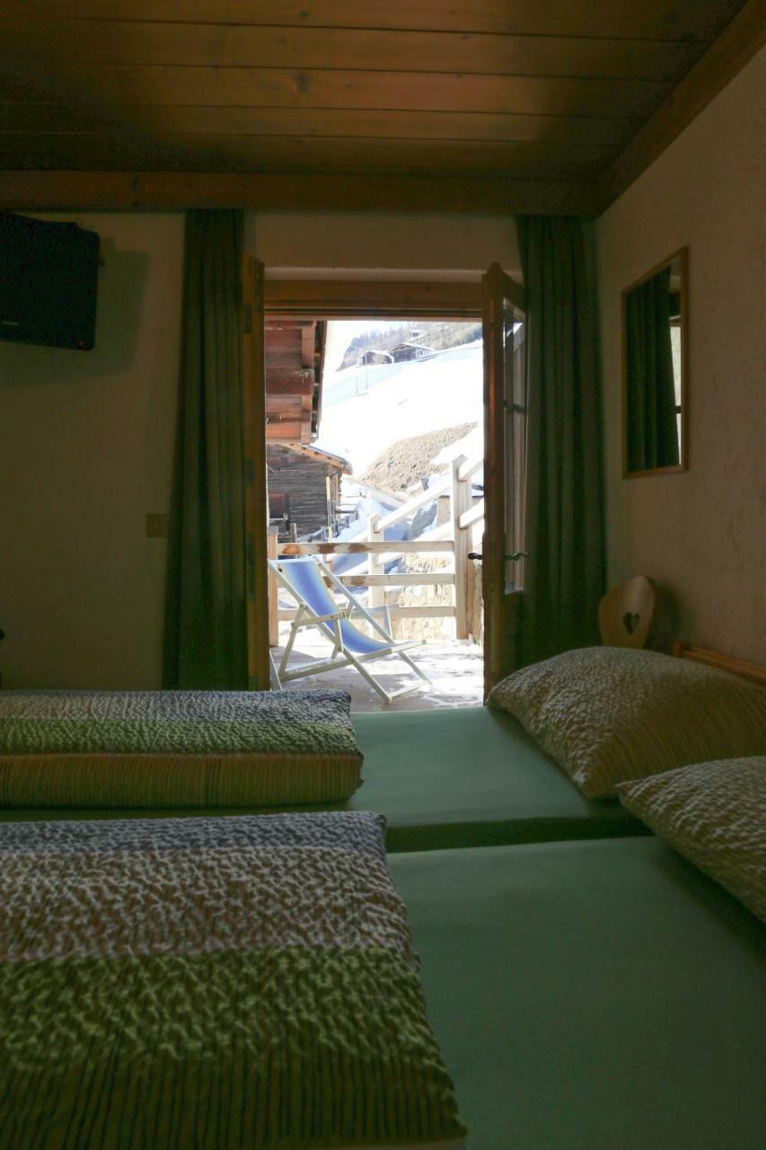 Bed and Breakfast Baita Luleta à Livigno Extérieur photo
